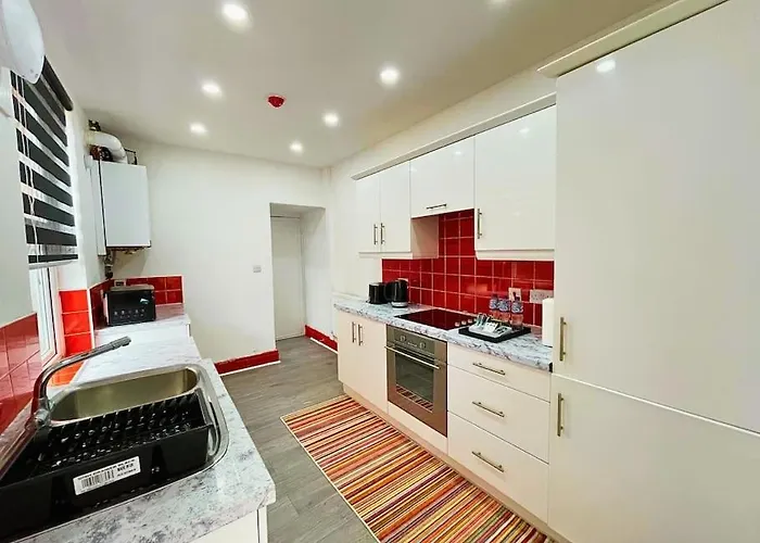 Entire Flat Leicester Dmu - Lt Flat 1